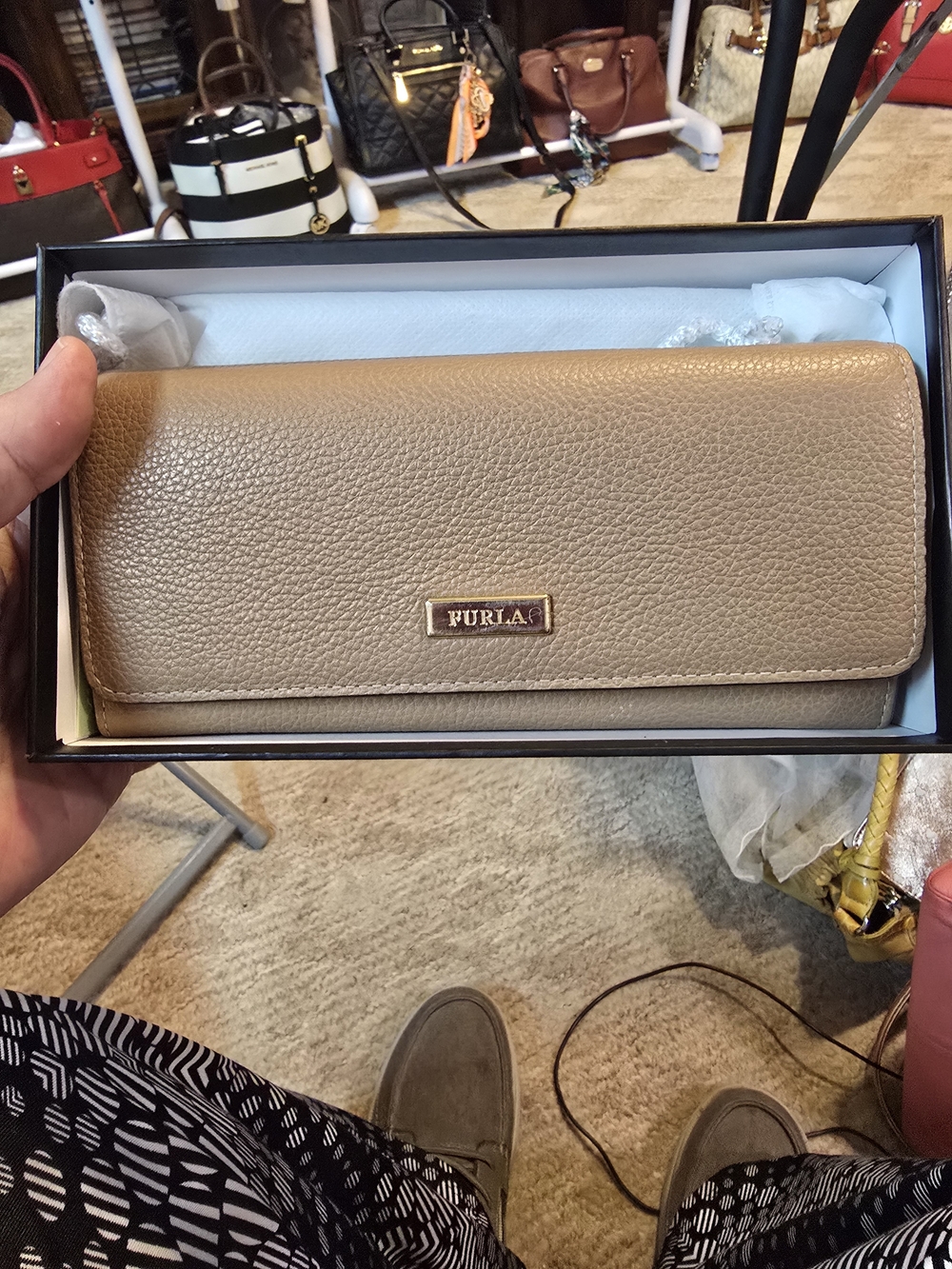 Furla Women's Beige Leather Wallet Clutch In Box w Dustbag 7x4" - Picture 2 of 7